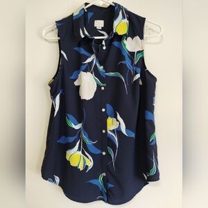 a new day blue floral sleeveless button up blouse top medium